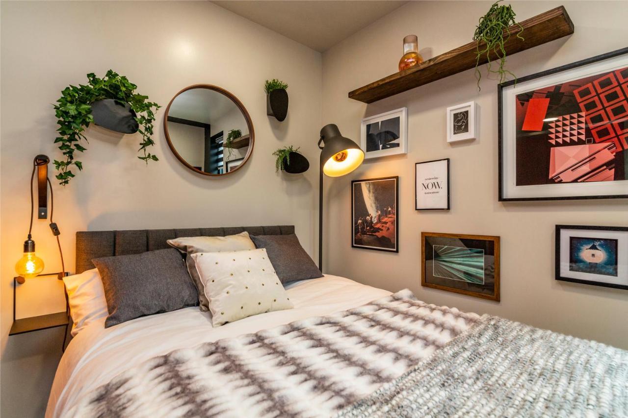 Romantic Getaway Studio Pods Close To City Centre With Free Wifi Derby Eksteriør bilde