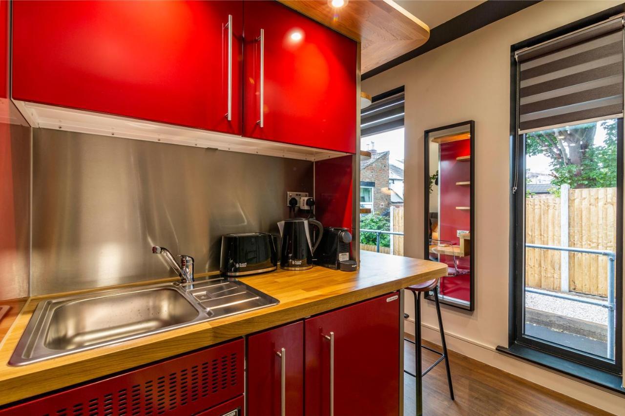 Romantic Getaway Studio Pods Close To City Centre With Free Wifi Derby Eksteriør bilde